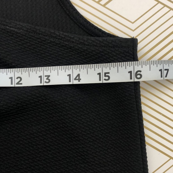 Express sexy top - Picture 3 of 7